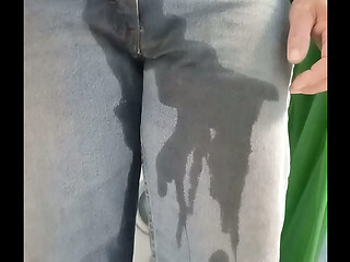 Piss my pants