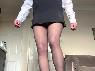 Posing and playing with my clitty for daddy