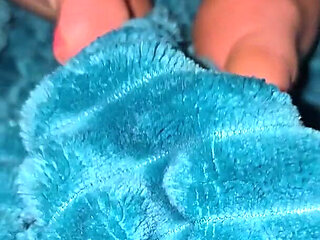 Playing with Latinamilf MILF Squirting Pussy