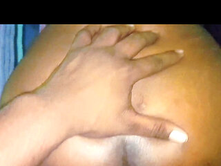 Desi Bhabhi is inserting objects in closeup. Amateur Homemade Videos