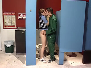 Gwen Summers: Young, Slim, Majestic, Fucked Hard in the Bathroom