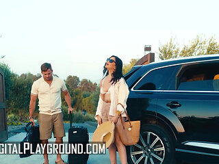 DIGITALPLAYGROUND - Scarlett Alexis Finds Resort Passion With Vince Karter After Her Bf's Cruel Prank