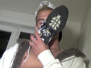 Striaght Arba esocet masturbates his cock