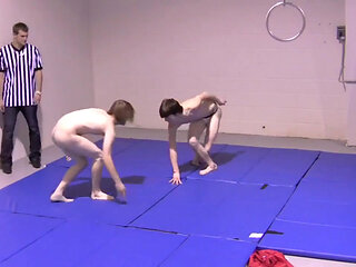 Strip Wrestling - Chapter 2