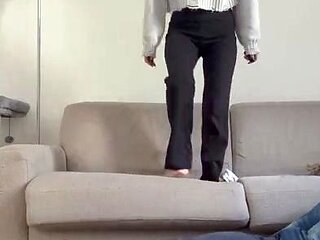 Amateur Foot Fetish Girlfriend Sucks and gives a Footjob