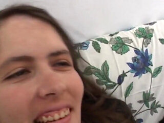 Amateur brunette gives a blowjob and gets creamed on the face