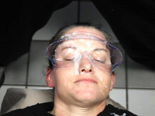 Dirty Dees' Last Facials of the Year