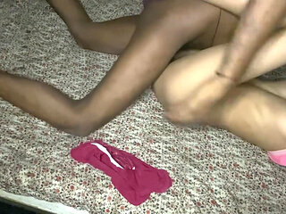 Sexy Indian Bhabhi Has Sex in Beautiful Black Indian Saree