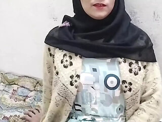 Abbu jaan please muze mat chodiye bahut dard hoti hai