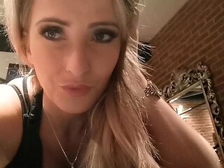 Amateur Blonde Teen Plays Solo with Toy Webcam Porn