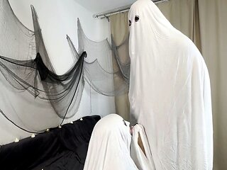 Girl masturbating, shrieking, pov cowgirl