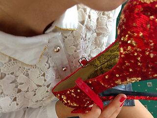 Wanilianna knows you have a strong fetish for pantyhose, tights, women's feet, and shoes