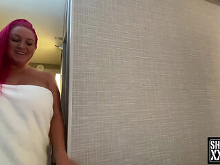 Hollywood Fresh out The Shower Bj