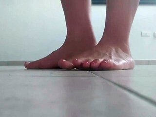 Foot fetish Close up feet and toes tease