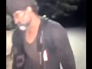Famoso mendigo magu faixa preta em jud&ocirc_ ensina jovem aprendiz a t&eacute_cnica da cobra malasiatica