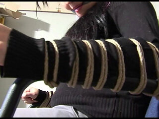 Struggling Babe Chairtied Cleavegagged