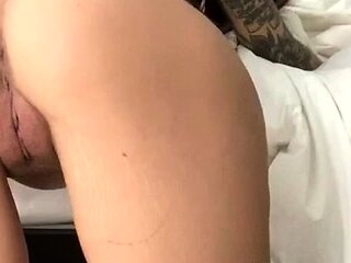 Amateur Webcam Teen Masturbates And Teases