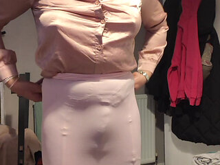 Pink skirt bulge without panties