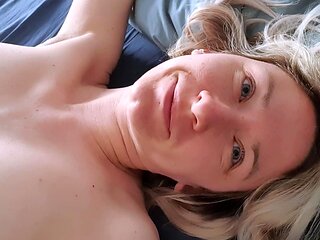 Amateur Blonde Teen Plays Solo with Toy Webcam Porn