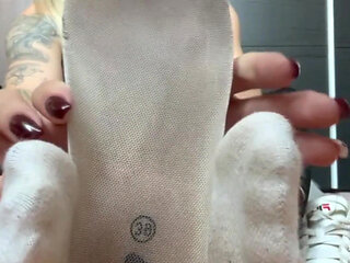 Warm enough for you&hellip; or should I soak the sock longer? &zwj;