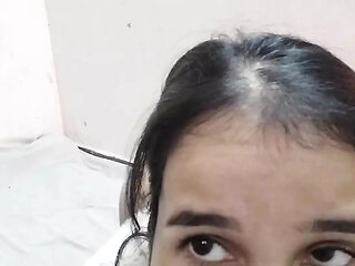 Desi hot girl ko paise dekar oyo le jakar pel diya