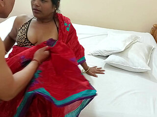 Beautiful Indian Village Bhabhi Suman Horny Blowjob and Hardcore Hot Sex in Saree