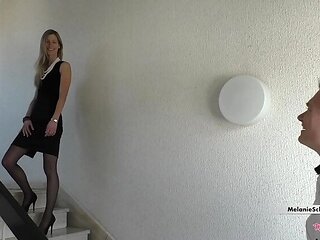 Mellybunnyluder Fucks in Hotel Room - Creampie & Doggystyle Action