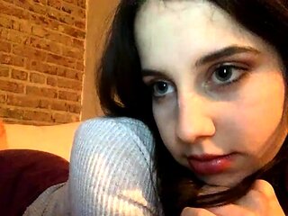 Brunette Amateur Webcam Teen Exposed