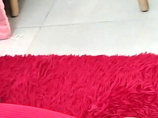 Brincadeira Com Lindos Pezinhos Da Tiffany Montavani