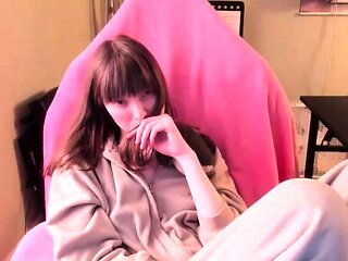 Amateur Teen georgeus brunette 2