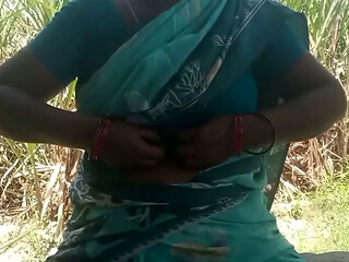 Indian housewife sex in Guest House in outdoor