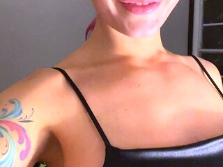 Close up pussy solo dildoing