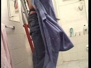 Blonde Babe Double Penetrated in Steamy Threesome