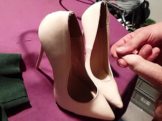 Cum nude high heels