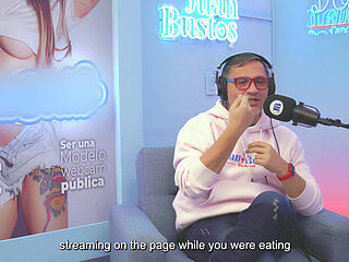 Nympho Gigidamessco Screams with Pleasure: Her Pussy Soaked by the Fuckmachine