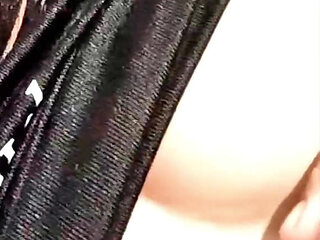 Hot Video Call with a Chubby Big Ass Girl Who Puts a Carrot in Her Pussy