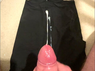 Is this a nice big cum shot?