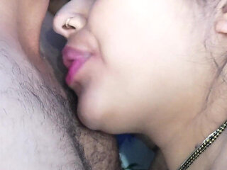 Hasband Wife Romantic Kissing