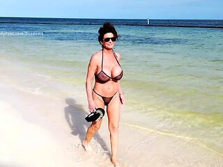 Nice brunette with big boobs fucking 4 wmv