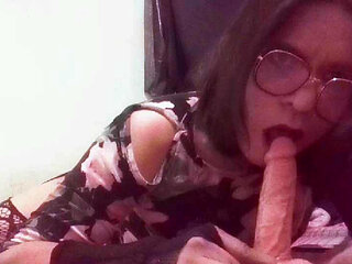 Latina sissy likes to suck penis