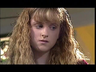 Teen blonde threesome drilling