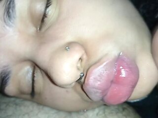 Hanjob Facial With Cum Facial On This 18 Year Old Angel
