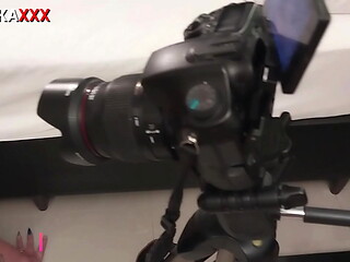 Dessa Hot - Oral total - EROTIKAXXX - Por tr&aacute_s das c&acirc_meras