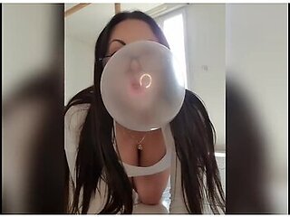 Bubblegum Fetish Chewing-gum With A Secretary