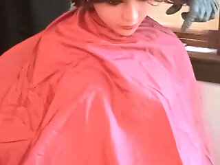 Lindsey gets a pixie cut