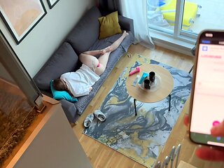 Prankster gets this girl horny by jamming a vibrator inside