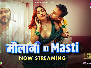 Beautiful Indian Housewife and Poor Village Boy Making Sex and Enjoy