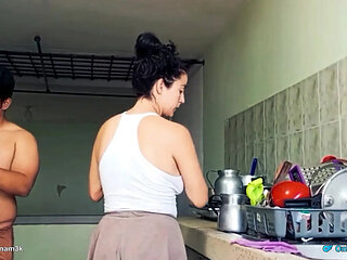 Dakotasex - Latina Maid Gives Full Service Sex in Hotel Room