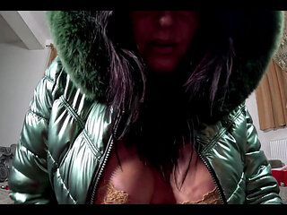 Shiny Leggings Cameltoe, Downjacket Play & Anal Plug Solo Fetish