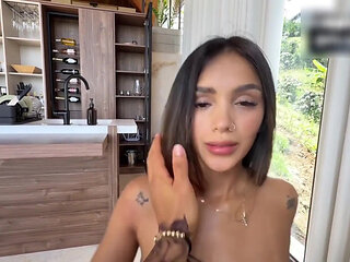 My Stepbrother Watches Me Sunbathing and Can't Oppose the Urge to Fuck Me!!